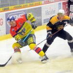 Hokejisté Motoru si připsali povinnou výhru nad vybrakovanou Kadaní