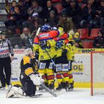 Hokejisté Motoru si připsali povinnou výhru nad vybrakovanou Kadaní