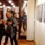 V Galerii Spektrum vystavují abstraktní obrazy