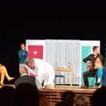 Nadšené publikum si vytleskalo od hradeckých ochotníků přídavky