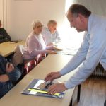 Senioři si připomněli, jak chránit své bezpečí v silničním provozu
