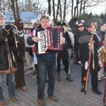 Jana a Dana tvoří v Zárybničné Lhotě každý rok jinou masopustní dvojici