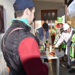 Jana a Dana tvoří v Zárybničné Lhotě každý rok jinou masopustní dvojici