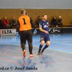 Suverénní Dogy si zahrají čtvrté finále
