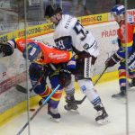 Motor vykročil do čtvrtfinálové série vítězně, druhý zápas se hraje hned zítra