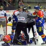 Motor vykročil do čtvrtfinálové série vítězně, druhý zápas se hraje hned zítra