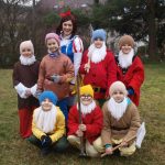 Habeší se proháněli trpaslíci, kněz i svatý Václav na koni