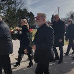 Stovky lidí se v Českých Budějovicích loučily s Jiřím Pomeje