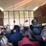 Stovky lidí se v Českých Budějovicích loučily s Jiřím Pomeje