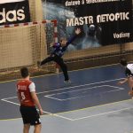 Z jasného zápasu bylo drama do posledních vteřin, házenkáři Strakonic nakonec urvali dva body