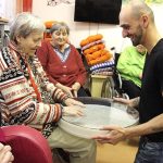 Seniorům u Mistra Křišťana v Prachaticích pomáhala muzikoterapie