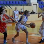 V suchém triku! Mladší žákyně rozdrtily Chomutov 86:44