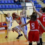 V suchém triku! Mladší žákyně rozdrtily Chomutov 86:44