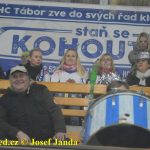Mladí kohouti vybojovali druhé místo. Zlaté medaile bere po nájezdech Slavia