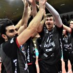 Jihostroj po hladké sérii postoupil do semifinále extraligy