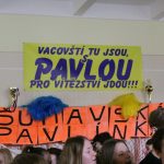 Reportáž z návratu Zlaté Ámosky do školy v šumavském Vacově