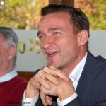 Lubomír Král křtil novou knihu s kmotry Vladimírem Šmicrem a Ladislavem Vízkem