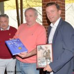 Lubomír Král křtil novou knihu s kmotry Vladimírem Šmicrem a Ladislavem Vízkem