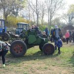 V Boudách burácely traktory. Jezdec Dakaru Martin Macík rozdával úsměvy a podpisy