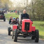 V Boudách burácely traktory. Jezdec Dakaru Martin Macík rozdával úsměvy a podpisy