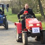 V Boudách burácely traktory. Jezdec Dakaru Martin Macík rozdával úsměvy a podpisy