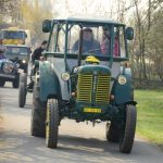 V Boudách burácely traktory. Jezdec Dakaru Martin Macík rozdával úsměvy a podpisy