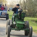 V Boudách burácely traktory. Jezdec Dakaru Martin Macík rozdával úsměvy a podpisy