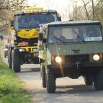 V Boudách burácely traktory. Jezdec Dakaru Martin Macík rozdával úsměvy a podpisy
