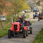 V Boudách burácely traktory. Jezdec Dakaru Martin Macík rozdával úsměvy a podpisy