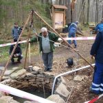 Archeologové se podívali do studny v památníku Jana Žižky z Trocnova