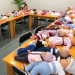 Dobrovolnictví prachatických úředníků pomohlo tentokrát ve školkách
