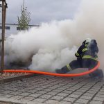Nedělní požár zničil v Plané nad Lužnicí Mercedes