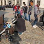 Čarodějnice a Rybníkáři rozpohybovali prachatické Velké náměstí