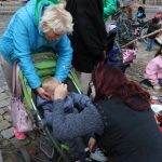 Čarodějnice a Rybníkáři rozpohybovali prachatické Velké náměstí