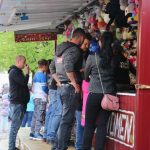 Čarodějnice a Rybníkáři rozpohybovali prachatické Velké náměstí