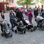 Čarodějnice a Rybníkáři rozpohybovali prachatické Velké náměstí