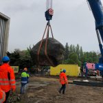 Balvan před českobudějovickou knihovnou po 45 letech změnil místo