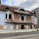 Bývalý noční klub u českobudějovického nádraží budí hrůzu, budovu čeká demolice