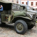 Vzpomínková jízda k osvobození zaplnila prachatické náměstí