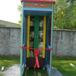 Originální knihomolka vznikla z vysloužilé telefonní budky