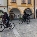 Cyklisté v Třeboni společně šlápli do pedálů, za krásou jihočeských blat se jich vydaly dvě stovky