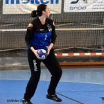 Jan Řehtačka Zborník zahrnul házenkářky květinami