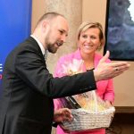 Hejtmanka přivítala v Českém Krumlově slovenské župany