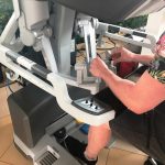 Českobudějovická nemocnice představila robota da Vinciho, snižuje bolestivost zákroků i krevní ztráty