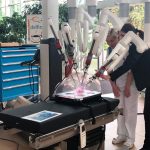 Českobudějovická nemocnice představila robota da Vinciho, snižuje bolestivost zákroků i krevní ztráty
