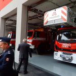 Na táborské stanici profesionálních hasičů slavnostně otevřeli nové výjezdové garáže