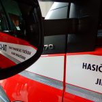 Na táborské stanici profesionálních hasičů slavnostně otevřeli nové výjezdové garáže