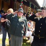 Poprask na ražickém nádraží. Oslavy obce a dráhy zahájil příjezd parní lokomotivy