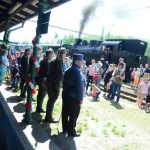 Poprask na ražickém nádraží. Oslavy obce a dráhy zahájil příjezd parní lokomotivy