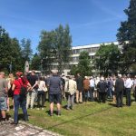 Piloti armádního stíhacího pluku zavzpomínali v Plané, nad letištěm proletěly Alcy